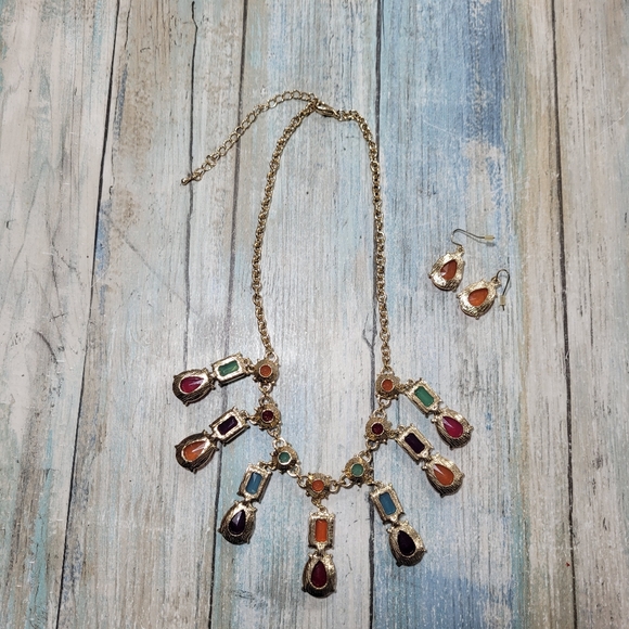 Colorful Statement Set - Picture 2 of 10